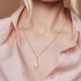 Moonstone kite sunray necklace gold