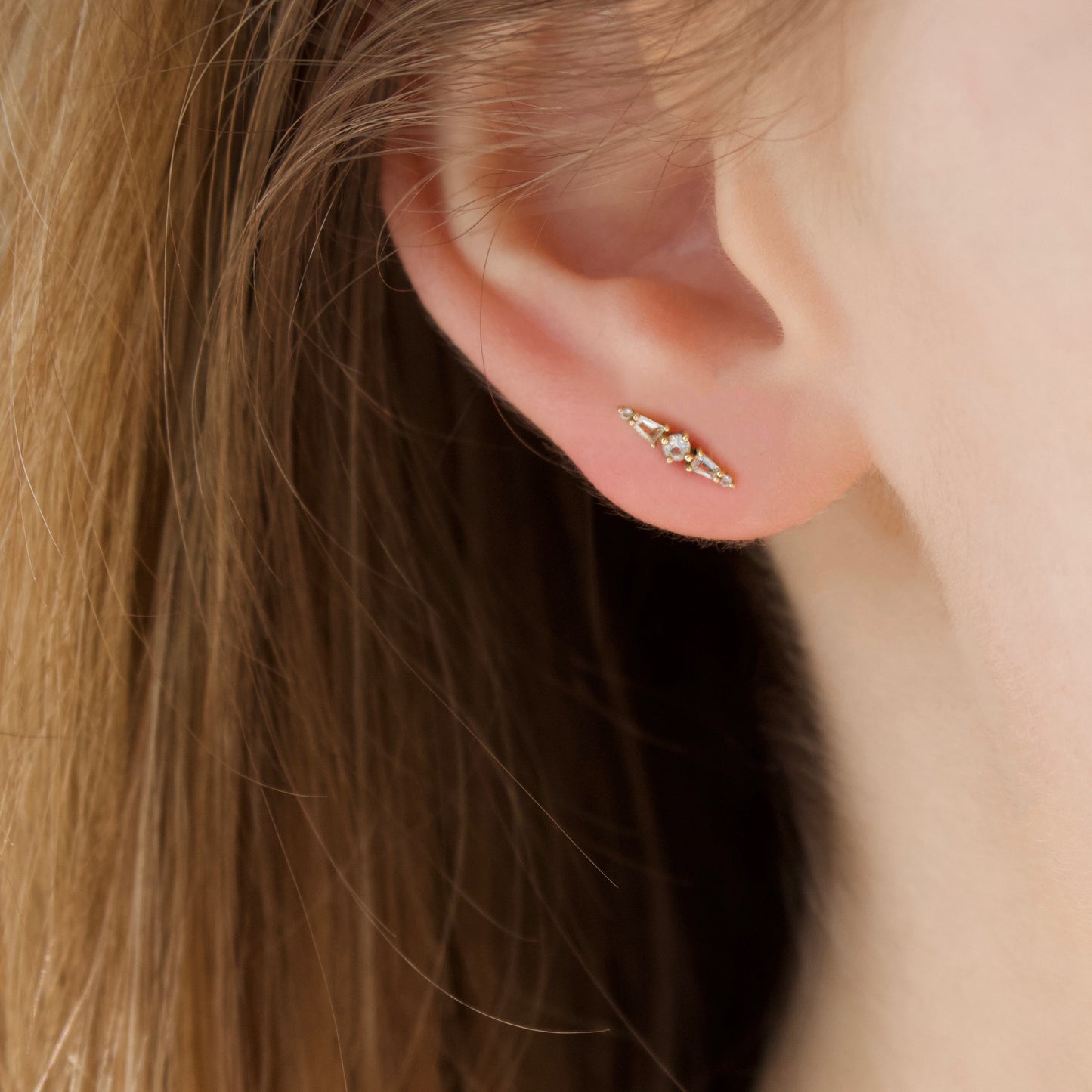 carrie elizabeth cz ear crawler stud in solid gold