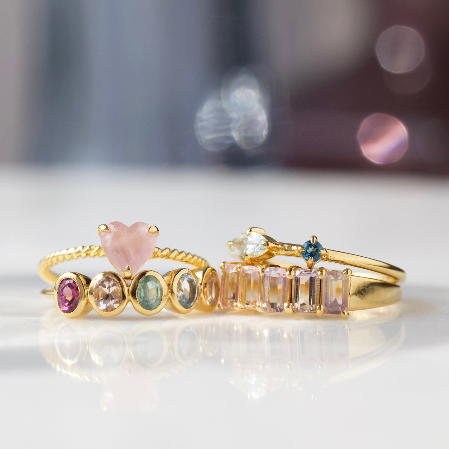 carrie elizabeth twisted band heart ring in gold