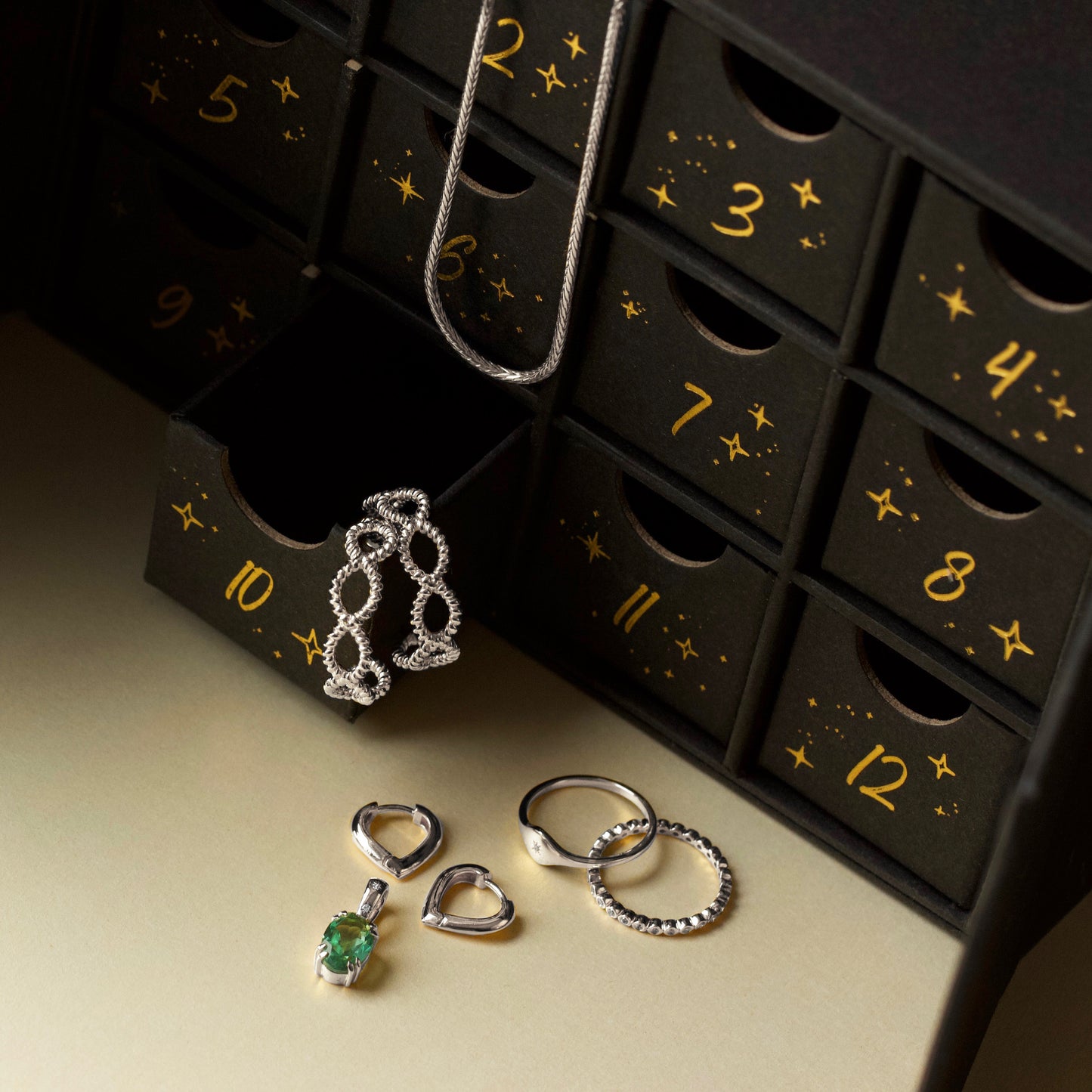 Carrie elizabeth jewellery advent calendar in silver