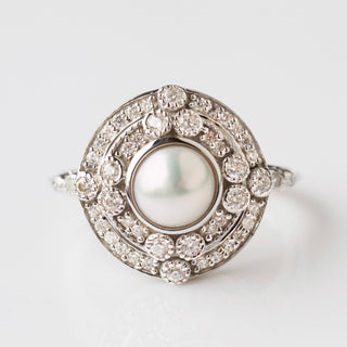 vintage pearl ring in silver