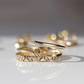 triangle and diamond izar ring in solid gold