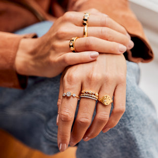 diamond starset signet ring in gold