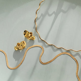 Twisted wave necklace gold