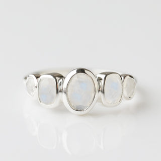 Noa Moonstone Ring