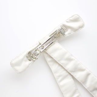pearl bow