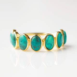Turquoise violetta ring in gold