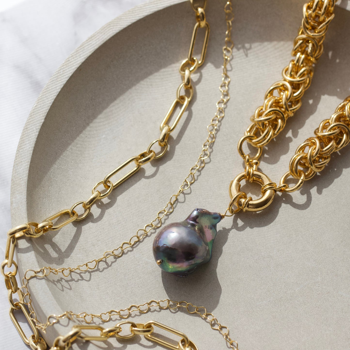 Baroque black Pearl Chunky Chain Necklace in gold