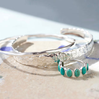 Turquoise gemstone ring in silver