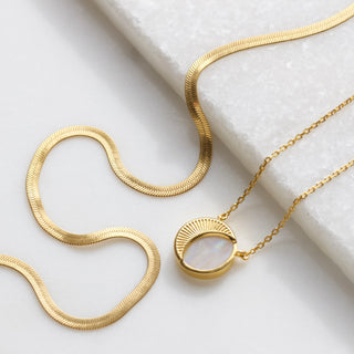 slinky herringbone chain necklace