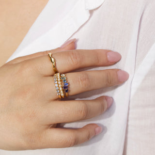 blue ombre ring in gold 