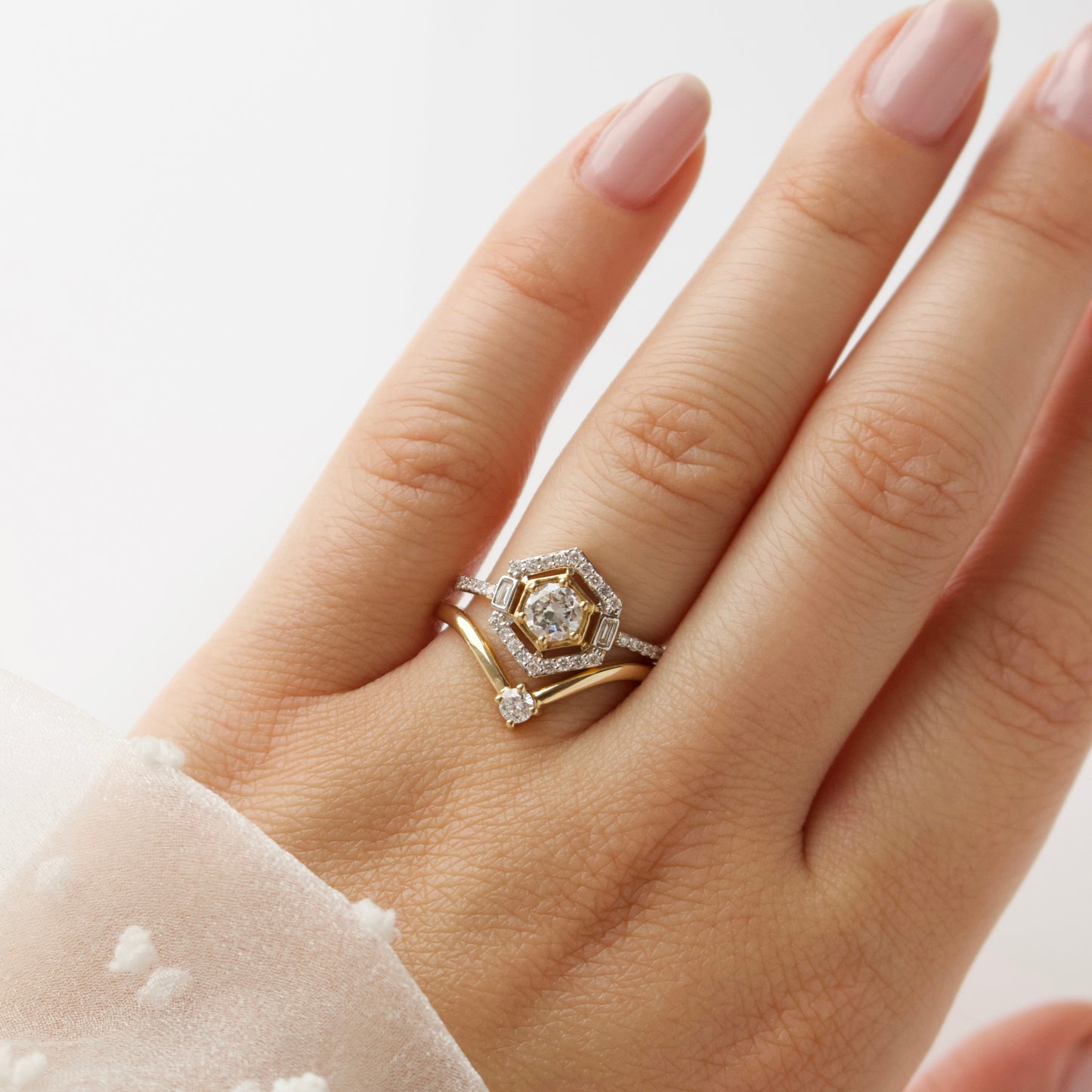 Carrie Elizabeth Deep Curved Solitaire Wedding Band in 14k Gold