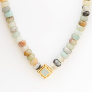 Aqua Jade beaded neklace in gold