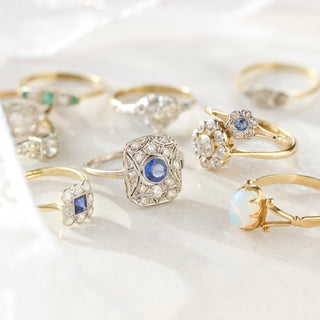 sapphire and diamond vintage ring in white gold