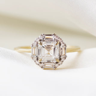 Lab grown diamond Ophelia engagement ring