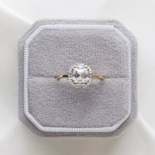 Lab grown diamond Ophelia engagement ring
