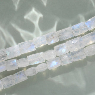 Rainbow moonstone beaded necklace
