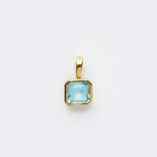 ascher cut quartz pendant