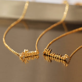 Nana necklace in gold for grandma