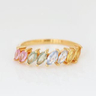 Sapphire raimbow ring in gold