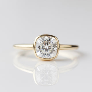 Carrie Elizabeth moissanite engagement ring in solid 9k gold