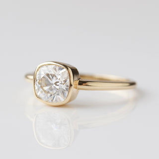 Carrie Elizabeth moissanite engagement ring in solid 9k gold