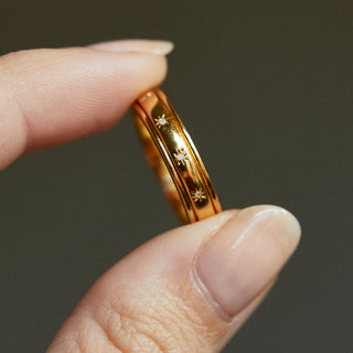 Star Set Spinning Ring In Gold Vermeil - Ring - Carrie Elizabeth