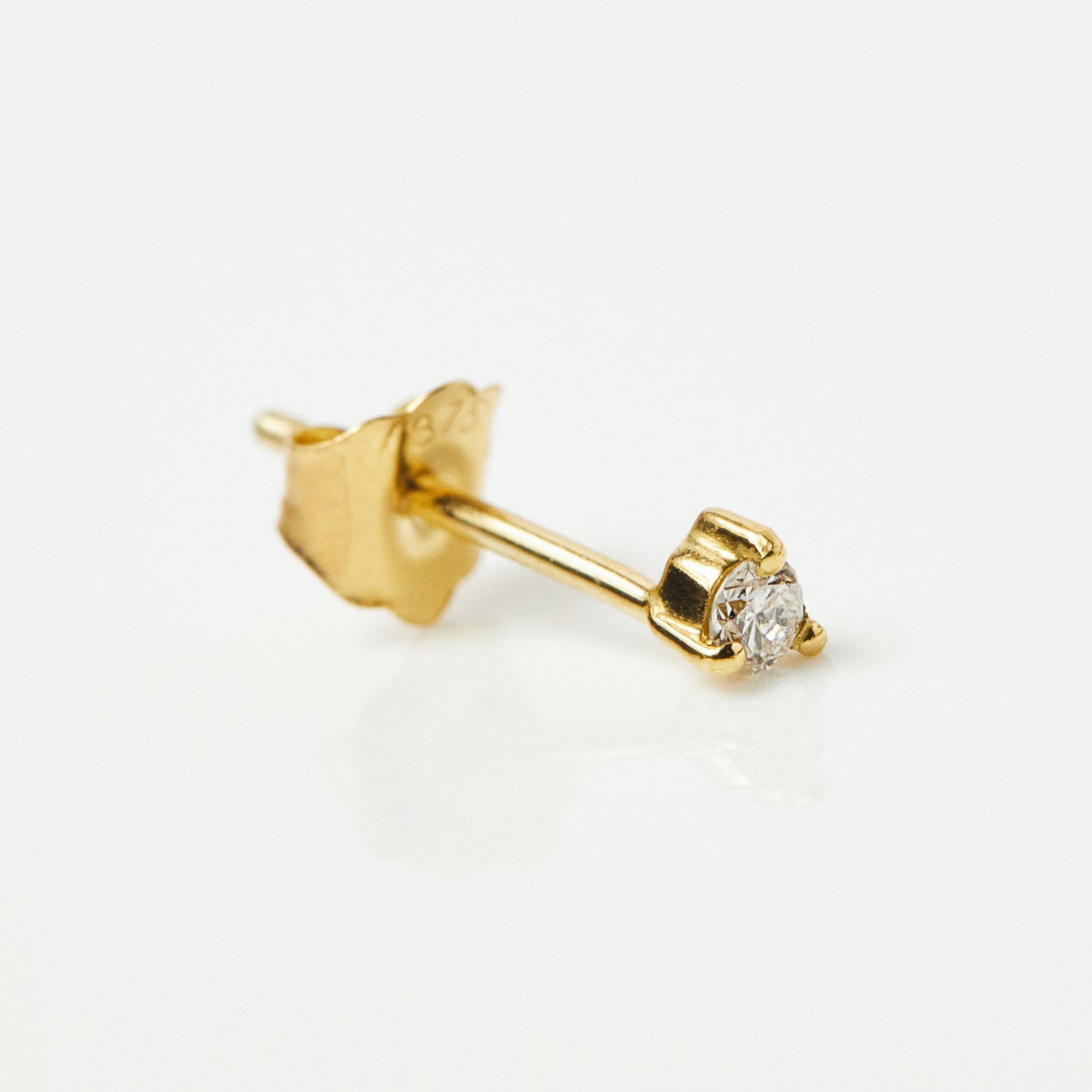 Diamond Stud Earring In 9K Solid Gold - Earrings - Carrie Elizabeth