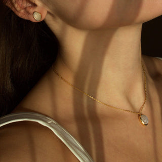 14k Gold Vermeil Simple Earrings in Moonstone Earrings Malya