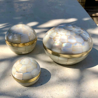 Large Mother Of Pearl Trinket Pot Gift Card Carrie Elizabeth