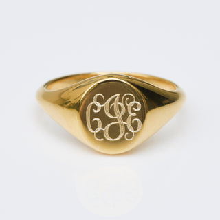 Quinn Engravable Signet Ring