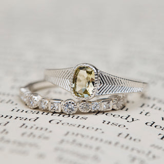 Everly Olive Quartz Vintage Ring
