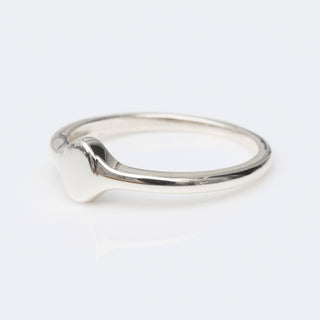 Poppy Mini Signet Ring