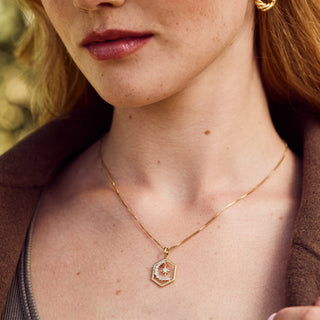 Moon and star necklace gold