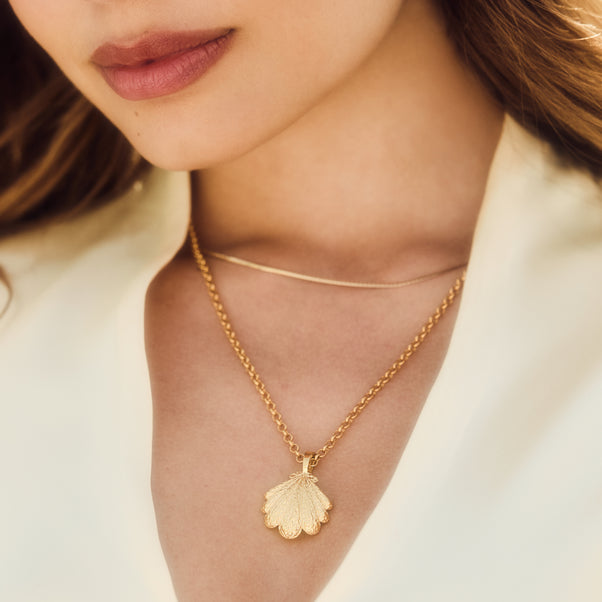 Luxe Shell Pendant Necklace