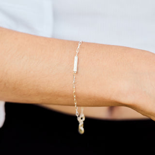 Carrie Elizabeth my safe space bar bracelet silver 
