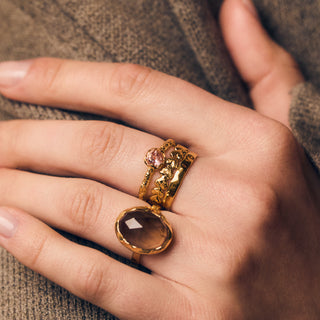 carrie elizabeth gold band