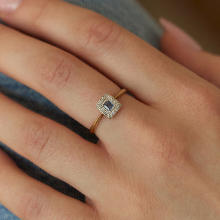 Vintage Sapphire and Diamond 18k Gold and Platinum Ring- UK Size O