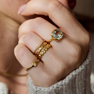 small signet ring