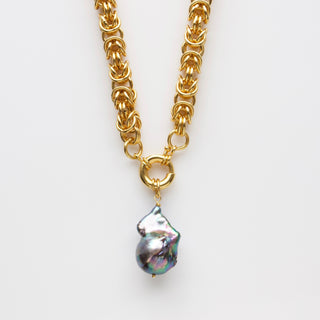Baroque black Pearl Chunky Chain Necklace in gold