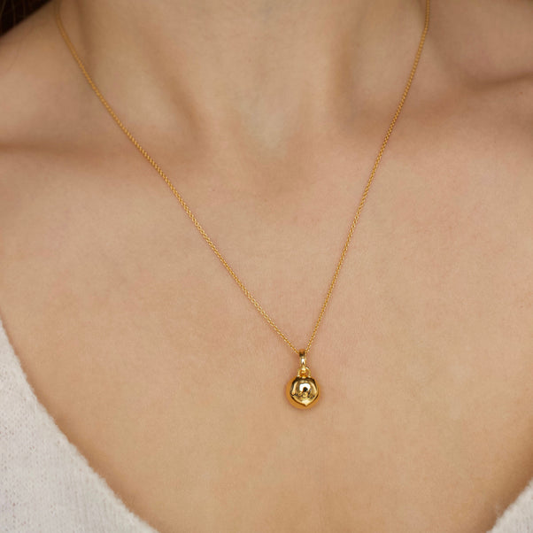 zoe sugg intentions star set mini locket in gold