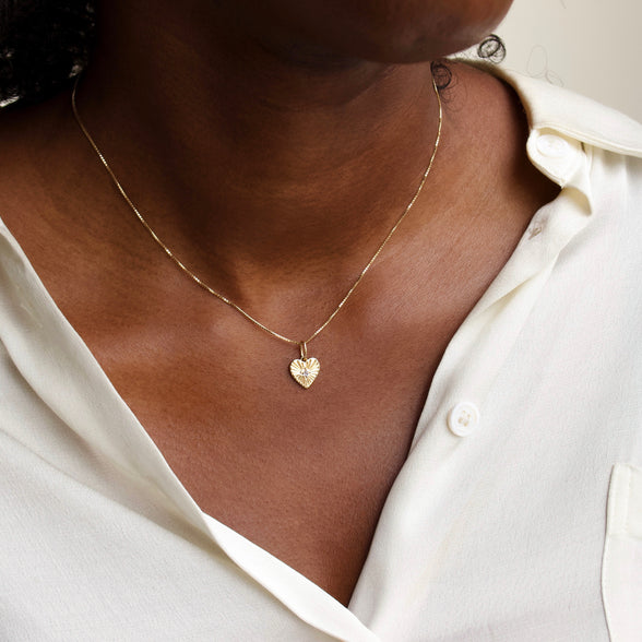 diamond heart sunray treasured tag in solid gold