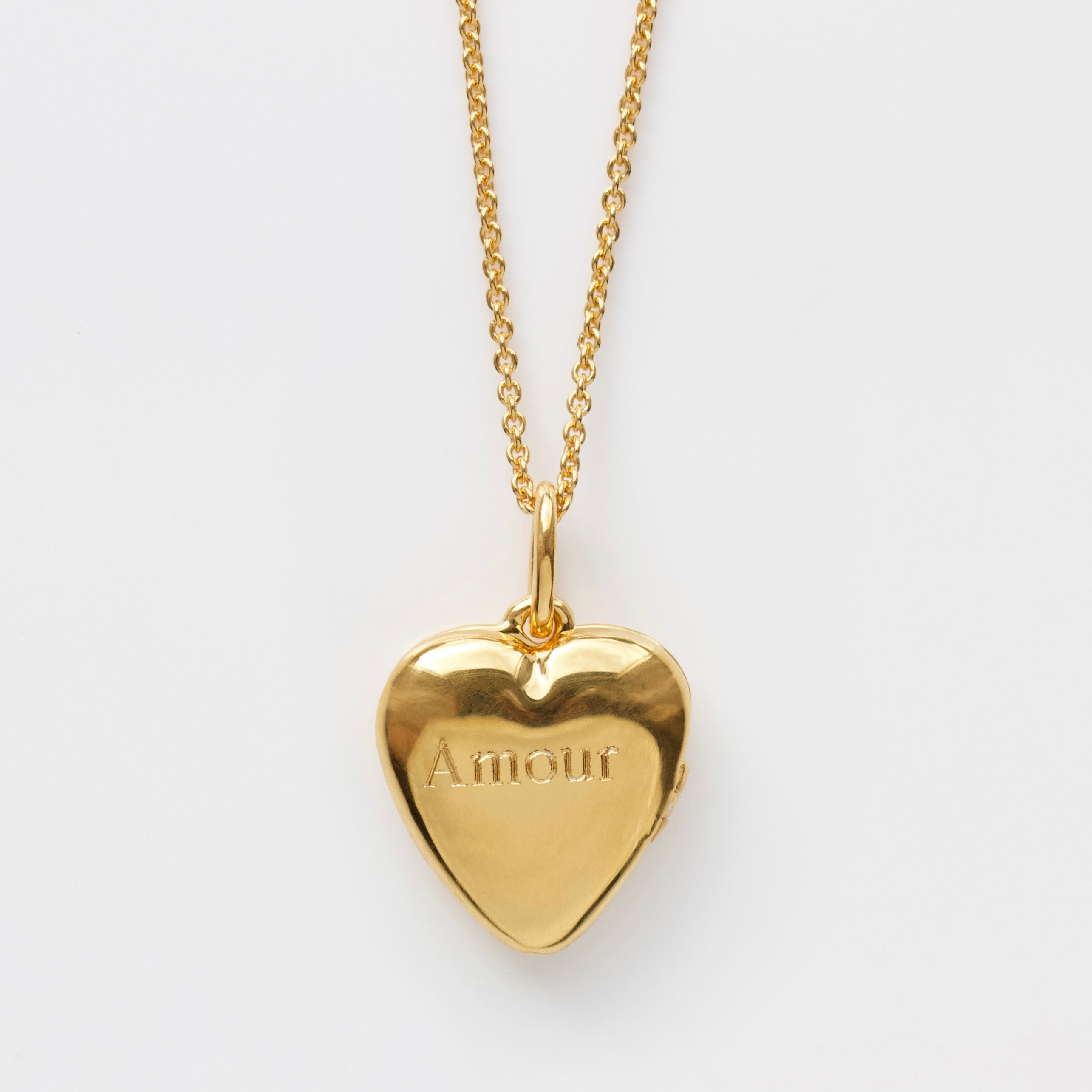 Diamond Star Set Engravable Heart Locket – Carrie Elizabeth
