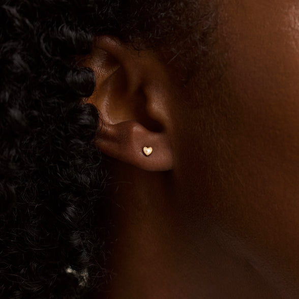 solid gold sunray heart stud earrings