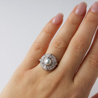 vintage pearl ring in silver