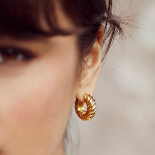 Chunky rope twisted hoop earrings in gold