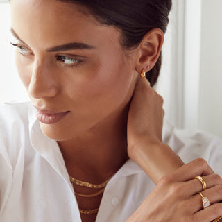 Dainty Gold hoop earrings