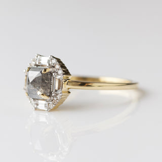 Carrie Elizabeth Salt and Pepper Diamond Ophelia Vintage ring