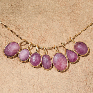carrie elizabeth exclusive pendant