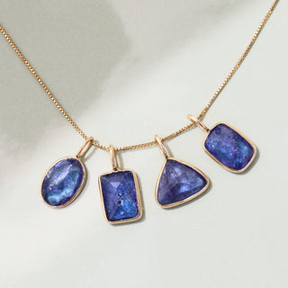 carrie elizabeth gold pendant